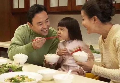 娱乐吃瓜酱还伞,揭秘明星遮阳伞背后的时尚风云 第2张 娱乐吃瓜酱还伞,揭秘明星遮阳伞背后的时尚风云 第2张